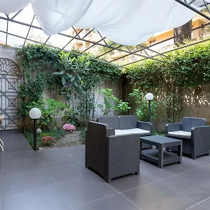 Apartment The Secret Garden, Como