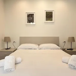 Appartement Center View,